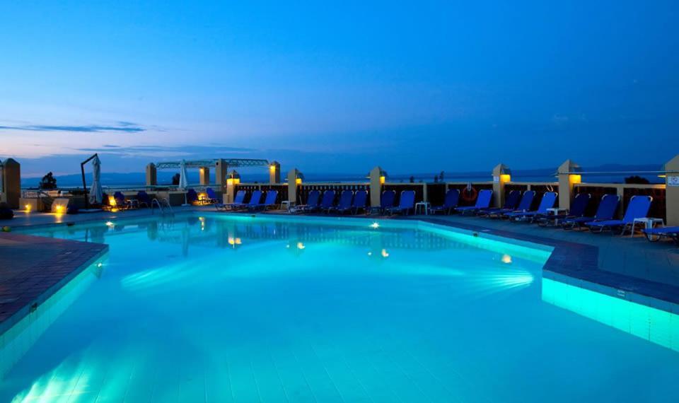 Daphne Holiday Club Chalkidiki Luaran gambar
